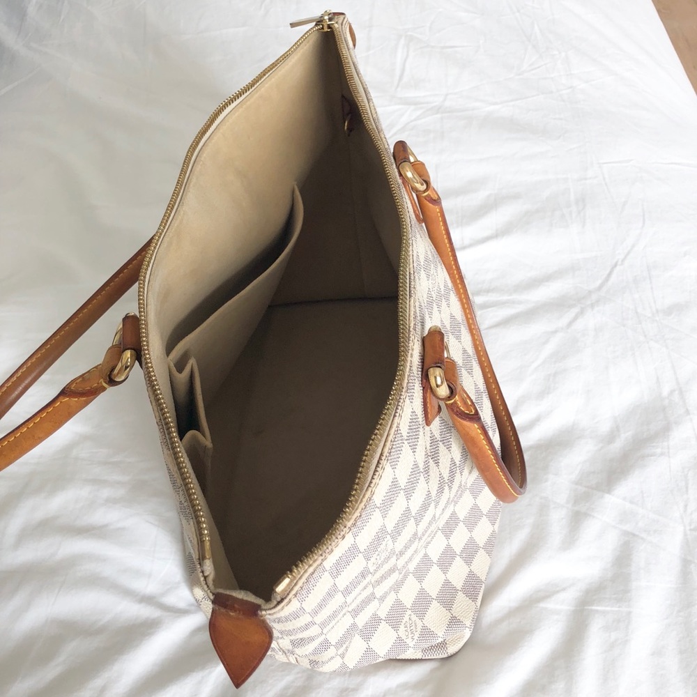 Louis Vuitton - Tote bag - Picture 5 of 6